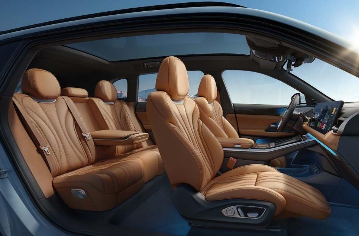 注塑模具首選鴻仁威爾