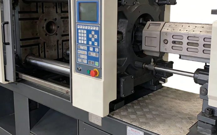 注塑模具首選鴻仁威爾 注塑模具首選鴻仁威爾