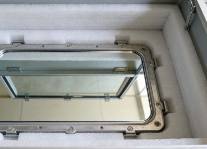 注塑模具首選鴻仁威爾