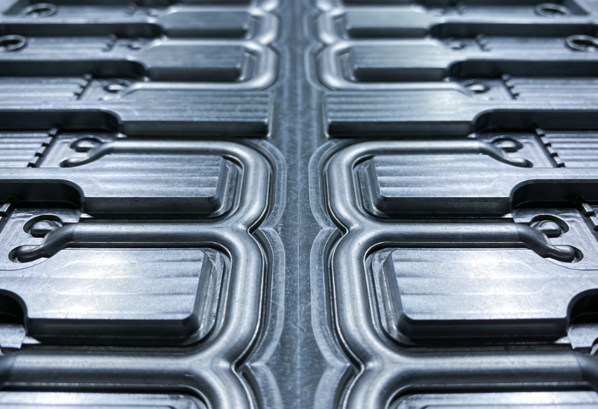 注塑模具首選鴻仁威爾