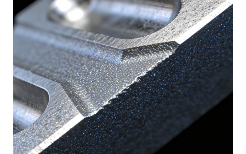 Comparison of Application Effects of Nano-Coated Mold Steels